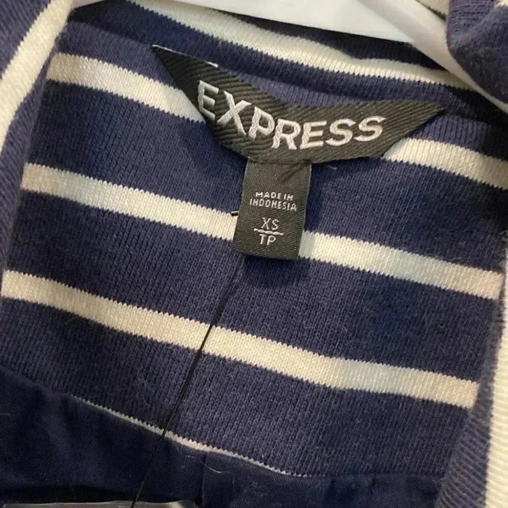 Express Jacket - Picture 3 of 8